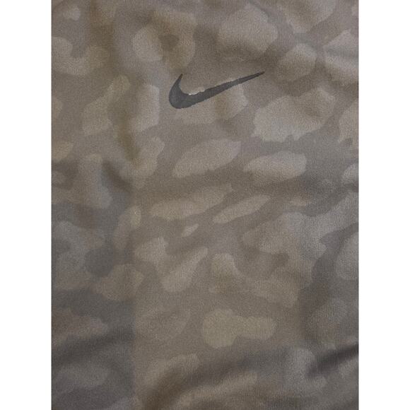 Nike Dri Fit Sports Bra L Womens Green Animal Print Pullover Wireless Athletic - Picture 3 of 6